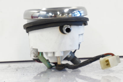 Snett uppifrån på Hastighetsmätare från en Kawasaki VN 800 -1998 motorcykel.