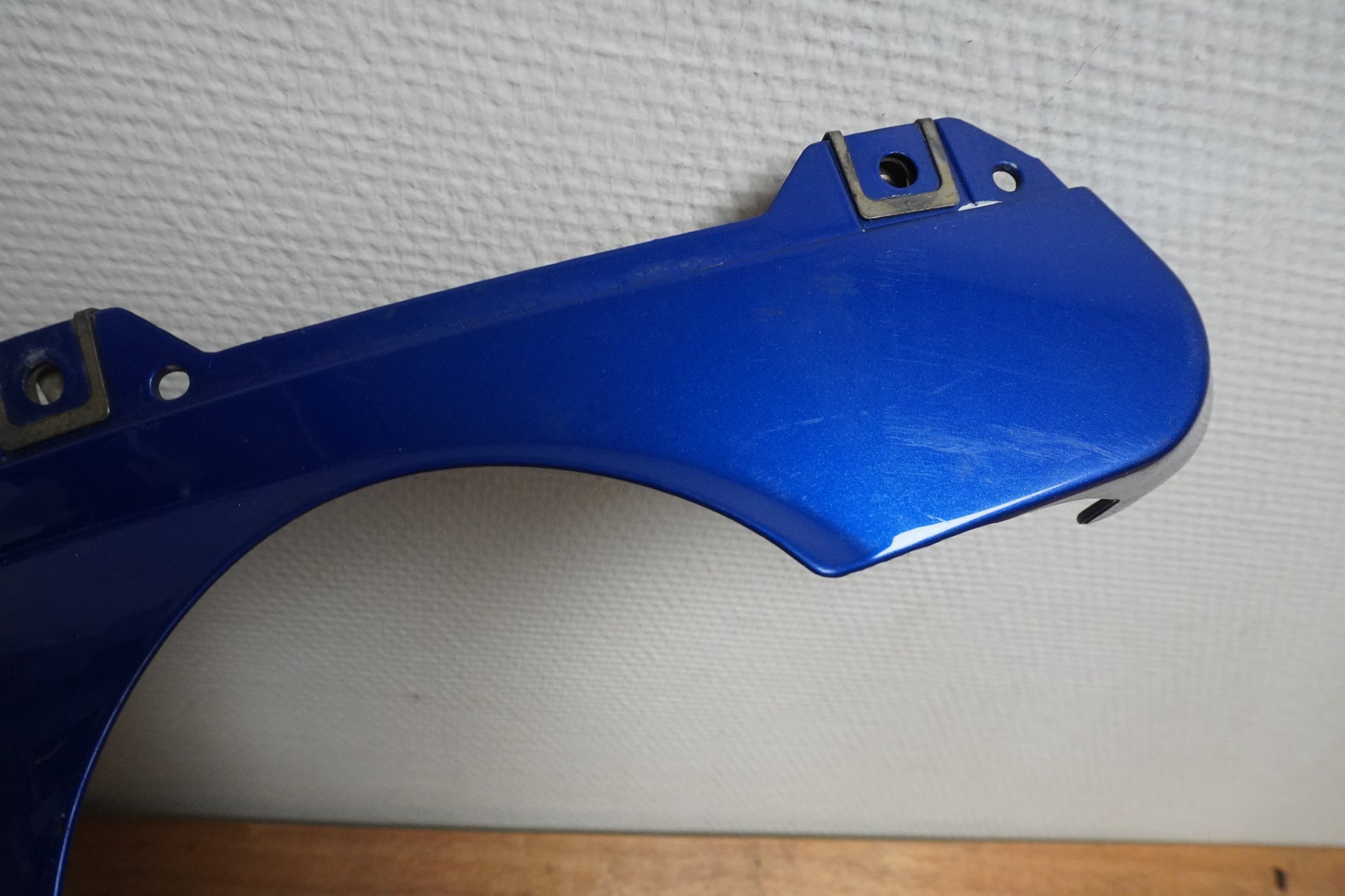 Höger sida på Magkåpa från en Yamaha YZF 1000 R1 -1999 motorcykel.