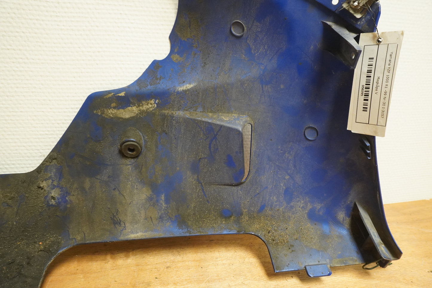 Extrabild3 på Magkåpa från en Yamaha YZF 1000 R1 -1999 motorcykel.