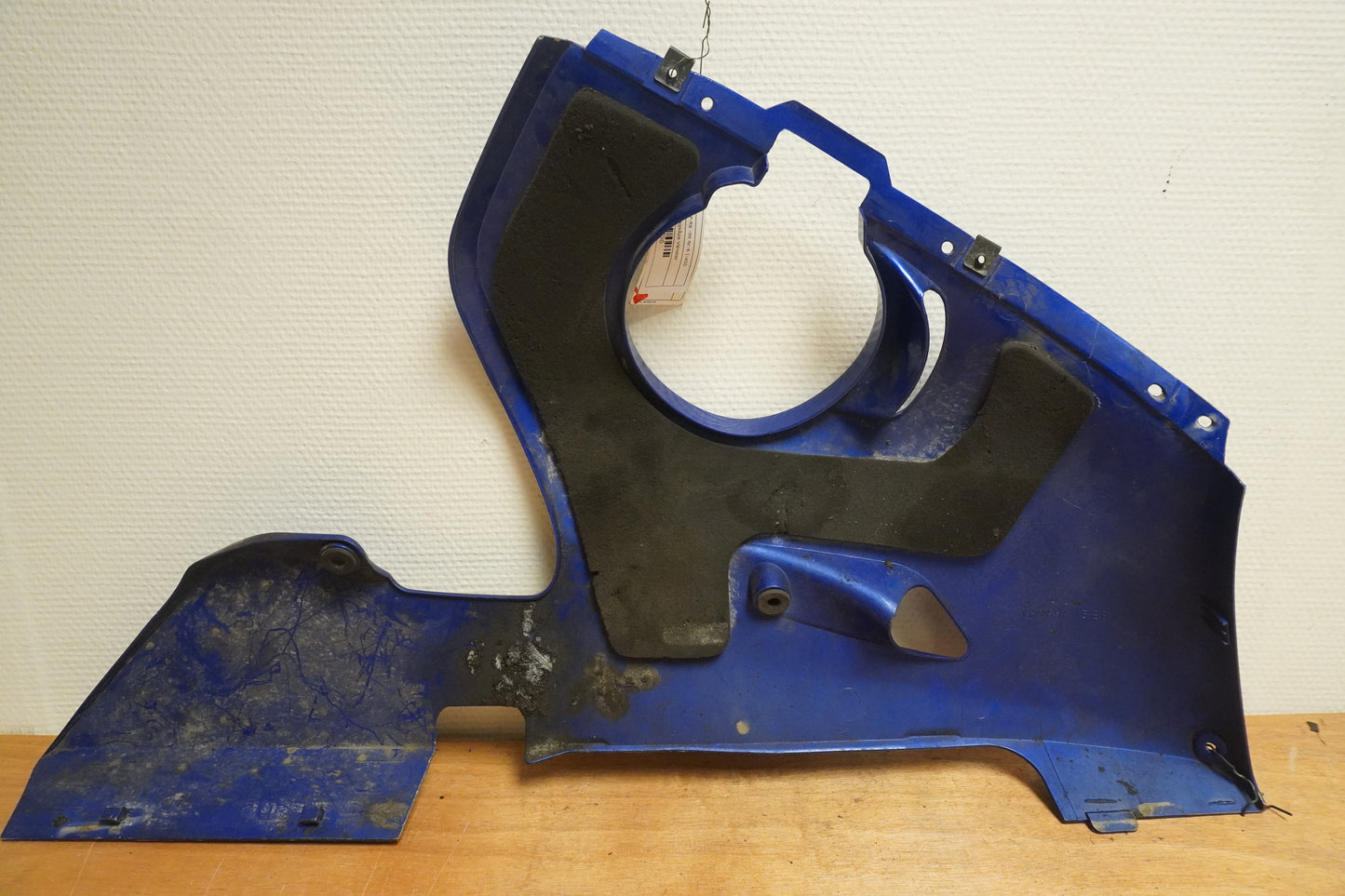 Extrabild2 på Magkåpa från en Yamaha YZF R6 -2000 motorcykel.