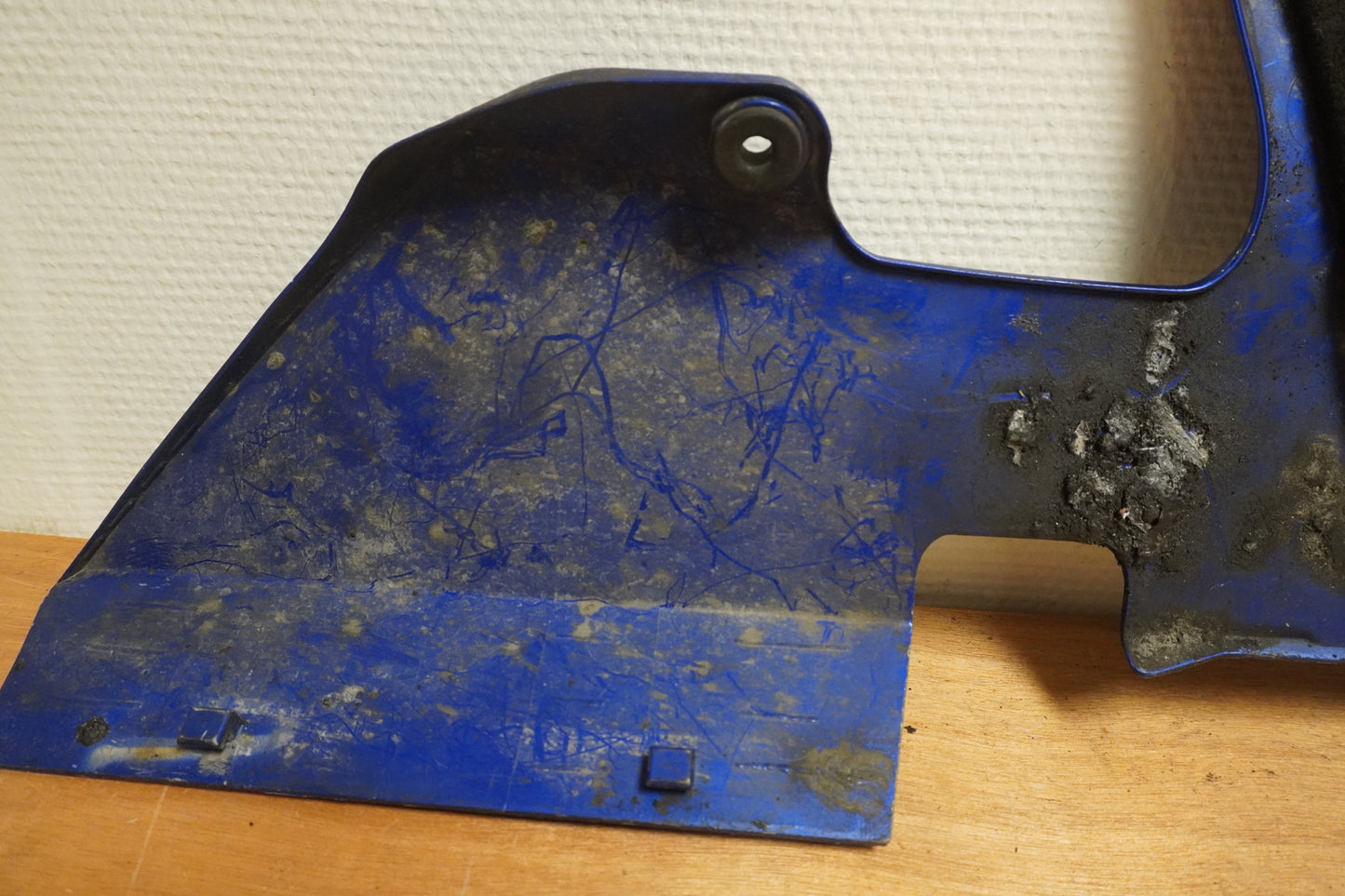 Extrabild3 på Magkåpa från en Yamaha YZF R6 -2000 motorcykel.