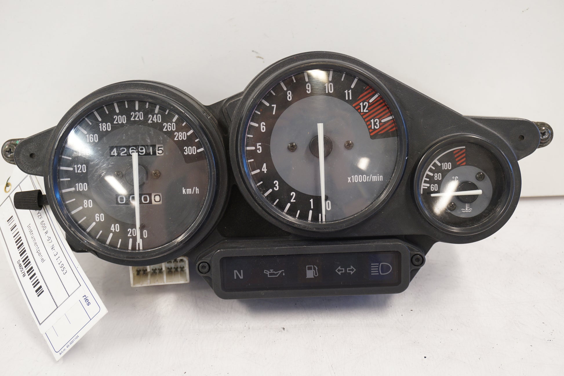 Framsidan på Instrumentpanel från en Yamaha YZF 600 R -1997 motorcykel.