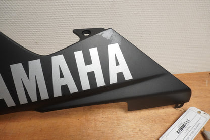 Baksidan på Magkåpa från en Yamaha YZF 1000 R1 -2002 motorcykel.