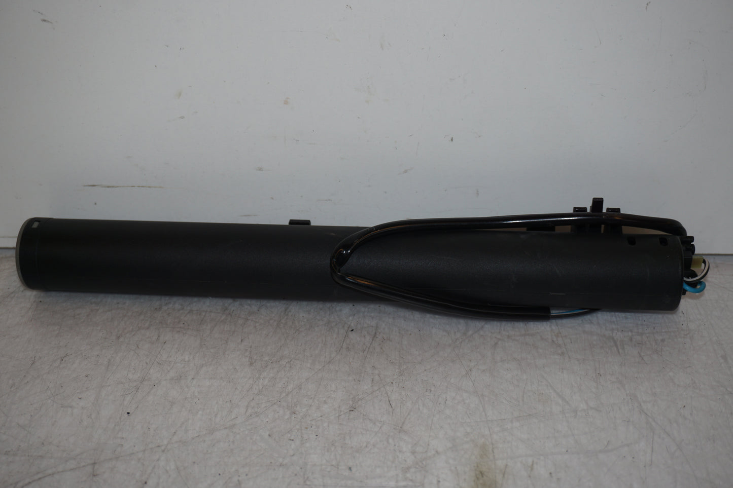 Extrabild1 på Bensintankgivare från en Triumph Tiger -2012 motorcykel.