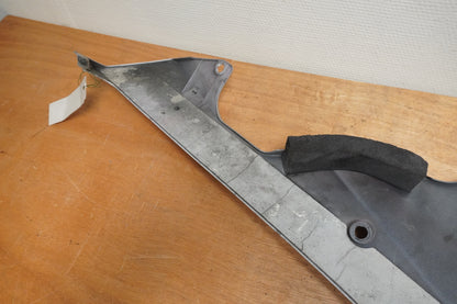 Höger sida på Magkåpa från en Yamaha YZF R6 -2007 motorcykel.