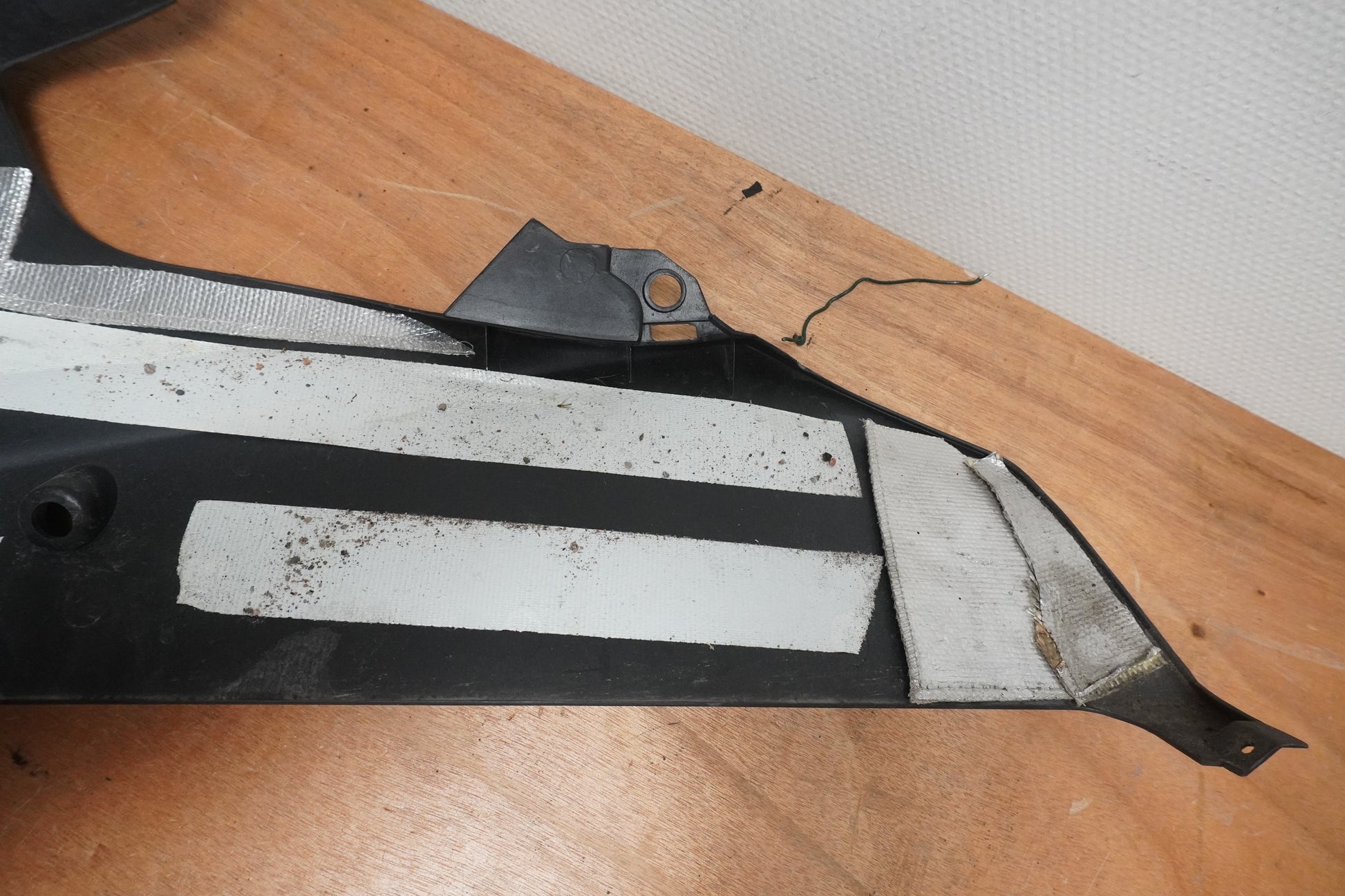 Höger sida på Magkåpa från en Yamaha YZF R6 -2006 motorcykel.