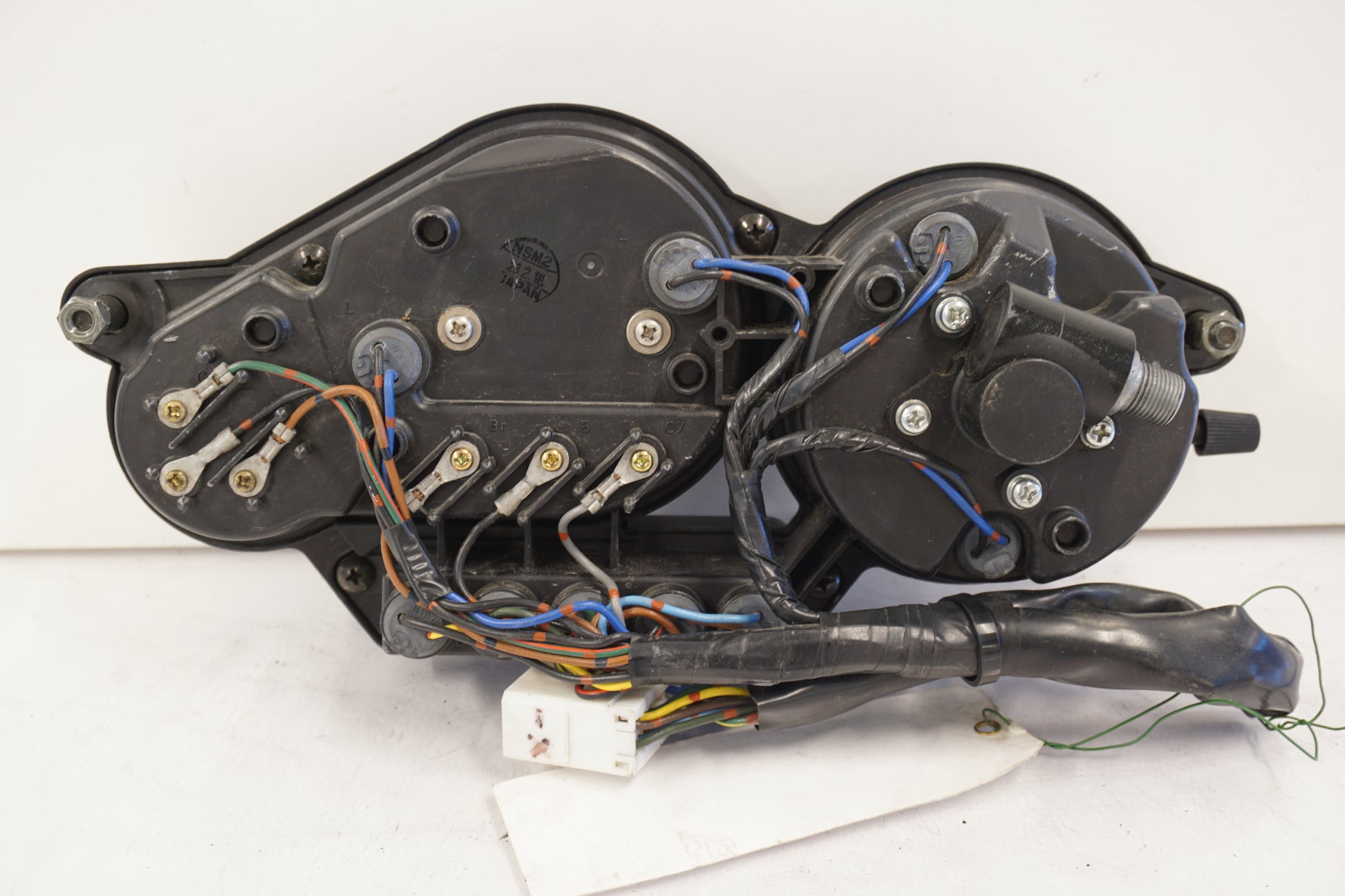 Snett nerifrån på Instrumentpanel från en Yamaha YZF 600 R -1996 motorcykel.