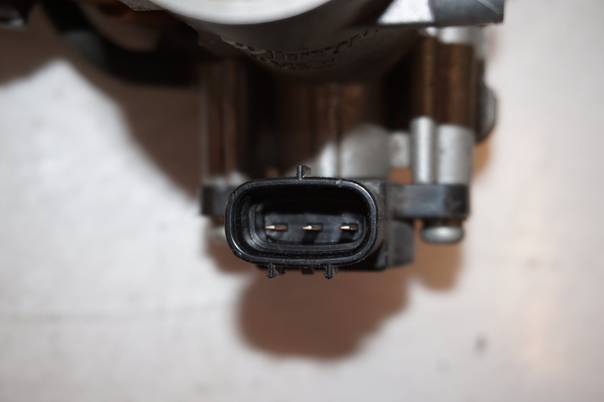 Extrabild3 på Spjällhus från en Yamaha FZ-6 -2007 motorcykel.