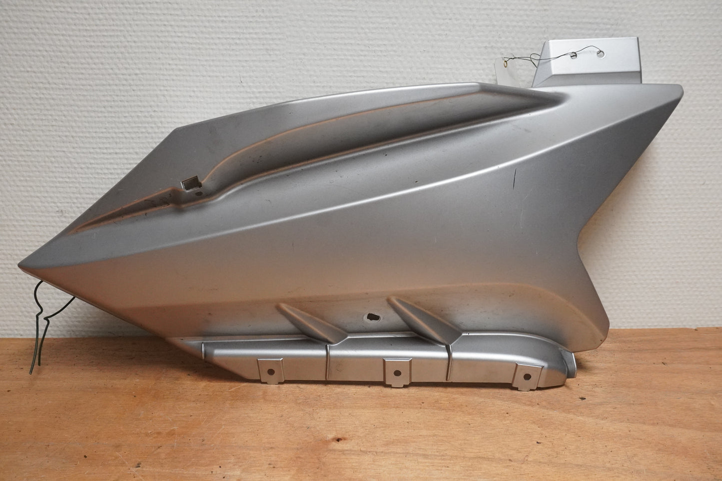 Framsidan på Magkåpa från en Yamaha YZF-R 125 -2015 motorcykel.