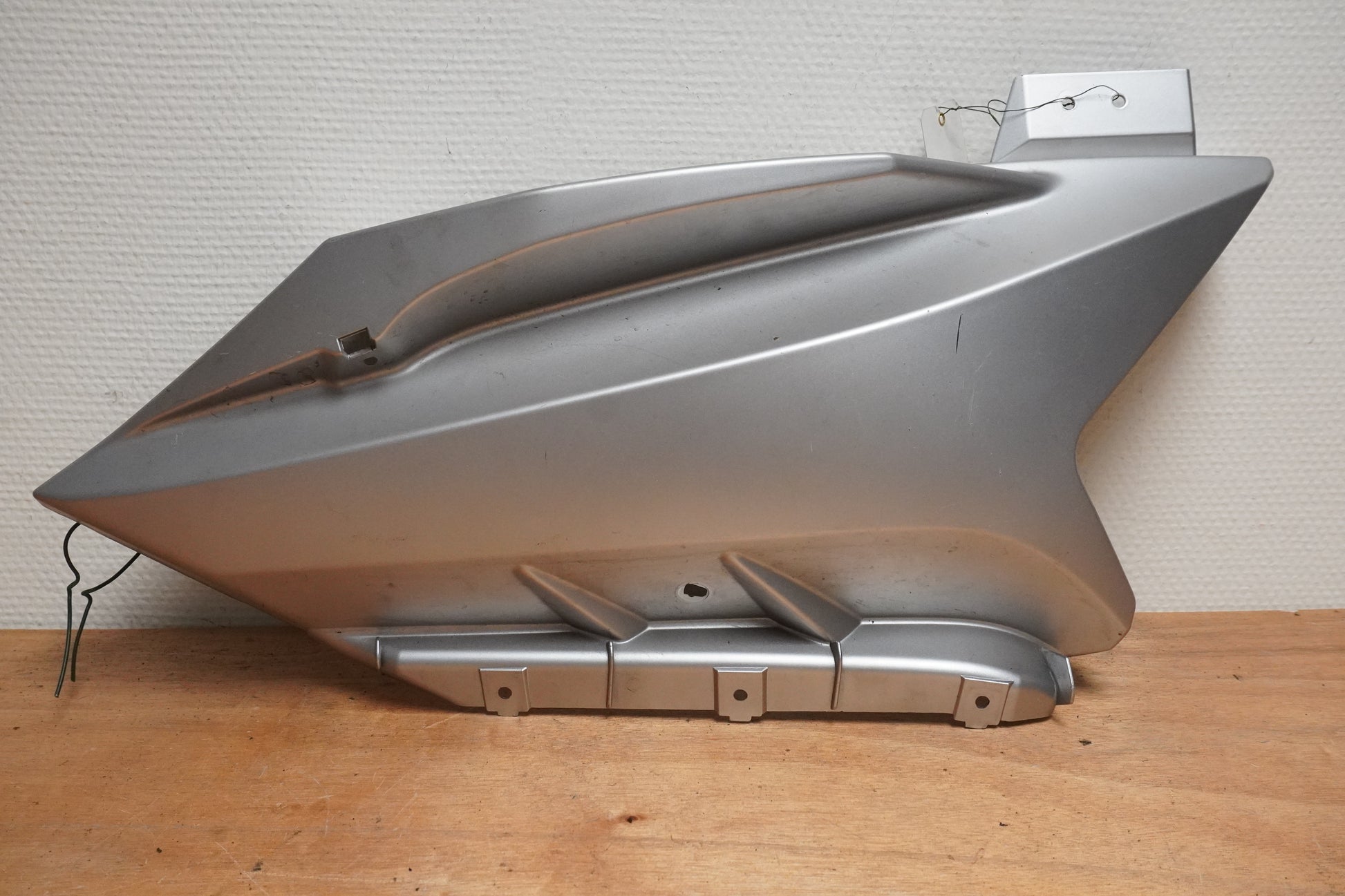 Framsidan på Magkåpa från en Yamaha YZF-R 125 -2015 motorcykel.