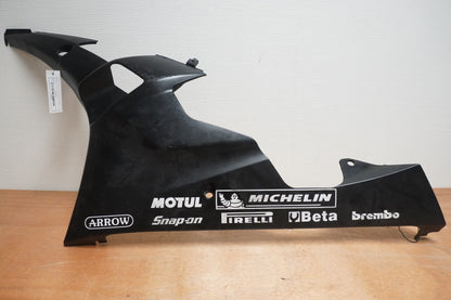 Framsidan på Magkåpa från en Yamaha YZF R6 -2006 motorcykel.