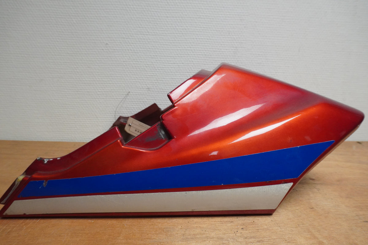 Framsidan på Bakvinge från en Yamaha XJ 900 -1983 motorcykel.