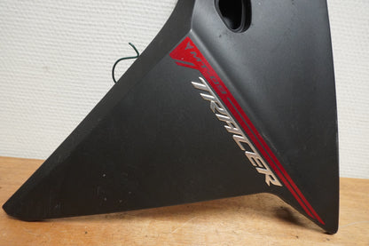 Baksidan på Sidkåpa från en Yamaha MT-09 Tracer -2016 motorcykel.