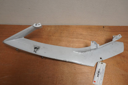 Framsidan på Sidkåpa från en Yamaha YZF 1000 R1 -2007 motorcykel.