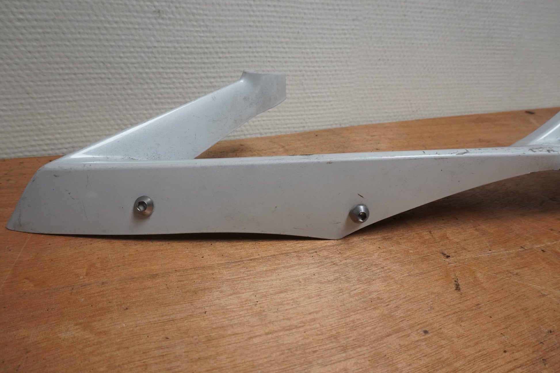 Vänster sida på Sidkåpa från en Yamaha YZF 1000 R1 -2007 motorcykel.