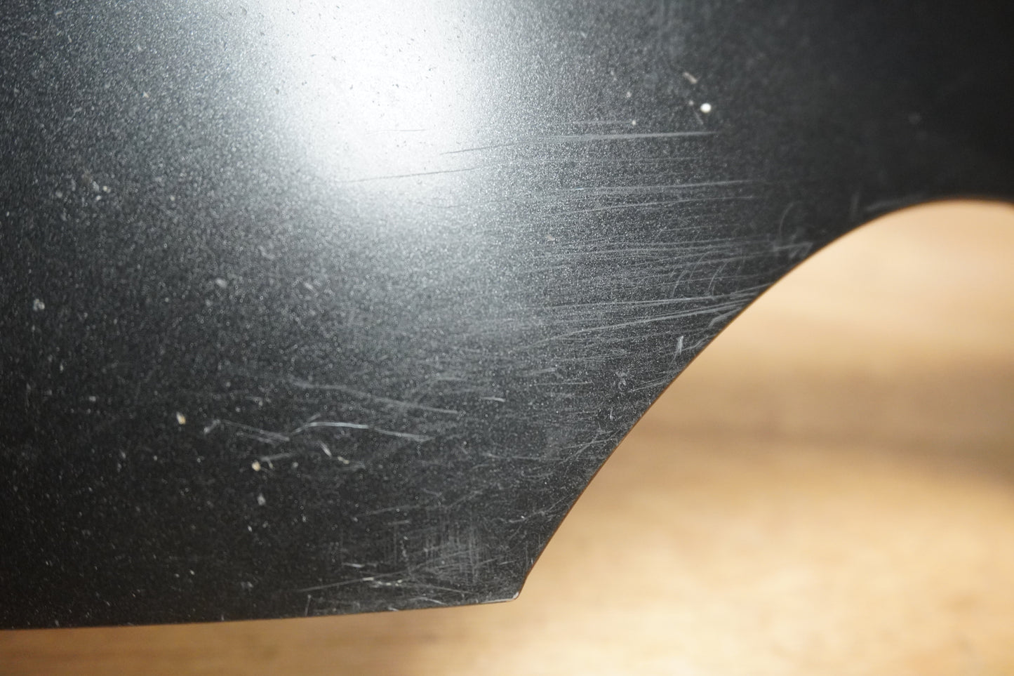 Vänster sida på Sidkåpa från en Yamaha YZF 1000 R1 -2002 motorcykel.