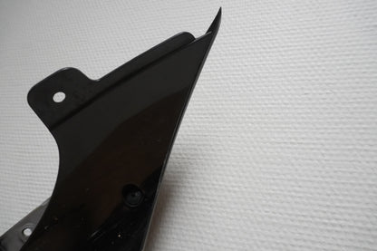 Extrabild1 på Sidkåpa från en Yamaha YZF 1000 R1 -2002 motorcykel.