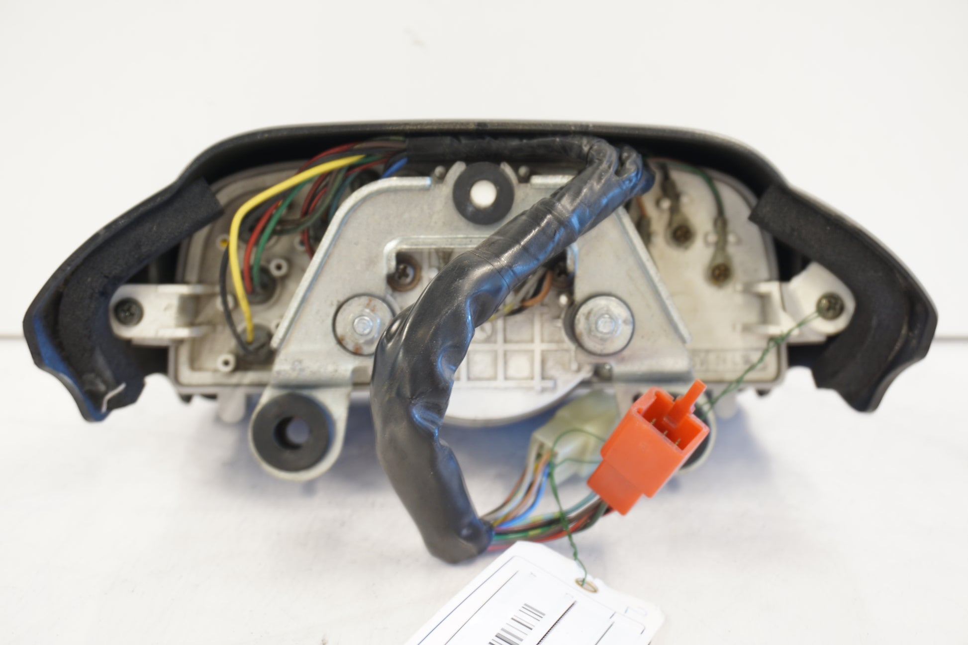 Snett nerifrån på Instrumentkonsoll från en Yamaha V-MAX 1200 -2001 motorcykel.