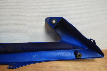 Extrabild5 på Sidkåpa från en Yamaha YZF R6 -2006 motorcykel.