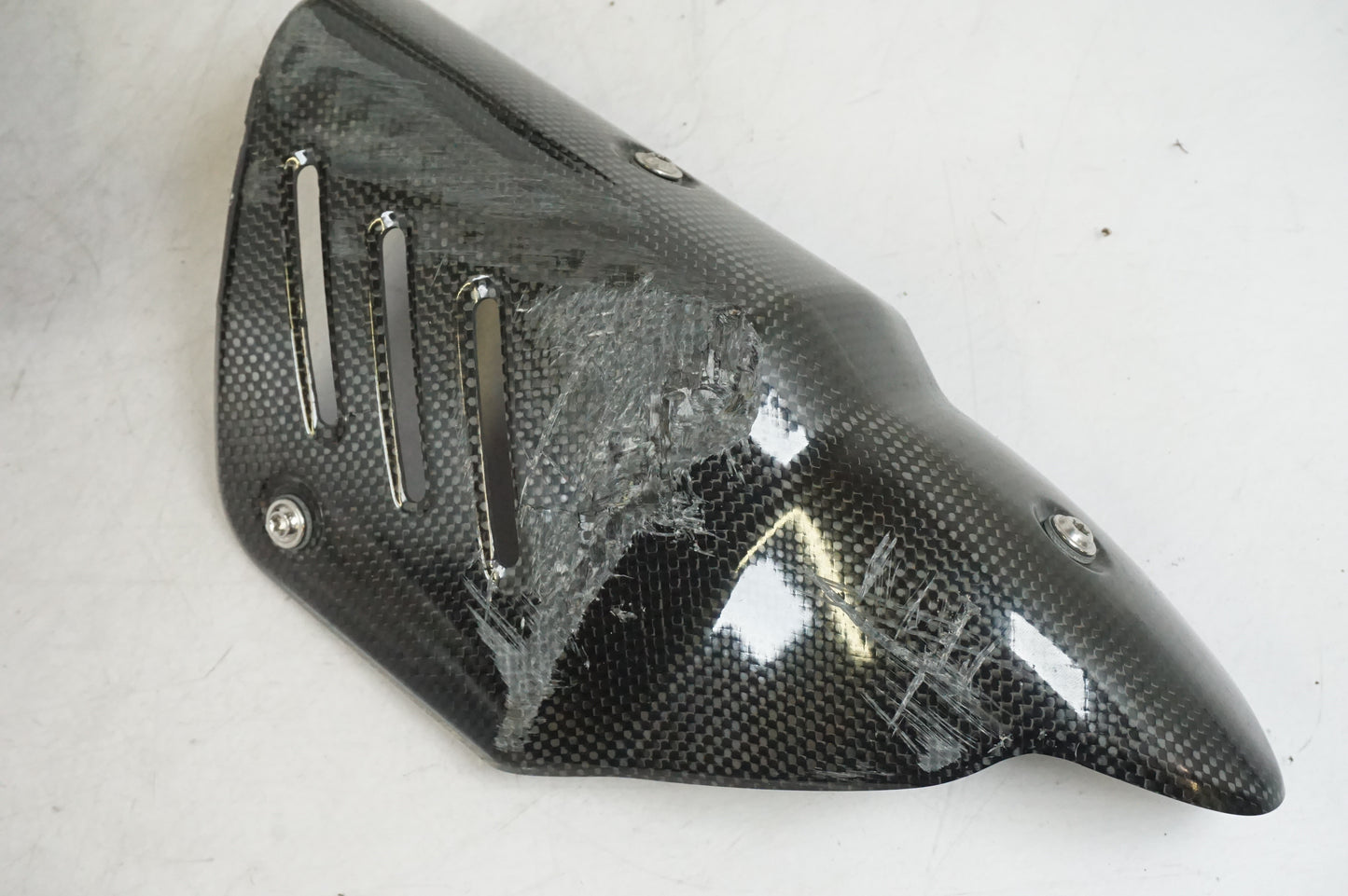 Sistema di scarico sportivo