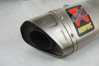 Sistema di scarico sportivo