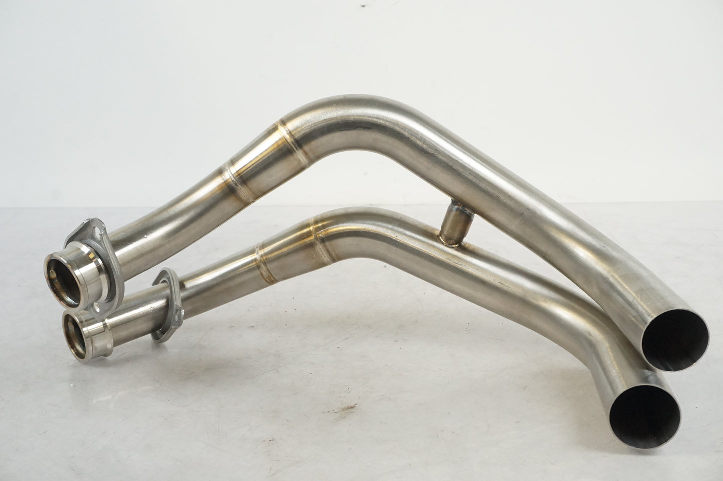 Sistema di scarico sportivo