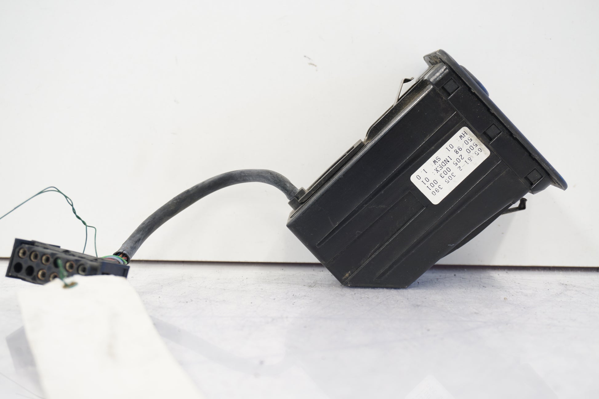 Höger sida på Färddator från en BMW K 1200 LT -2000 motorcykel.