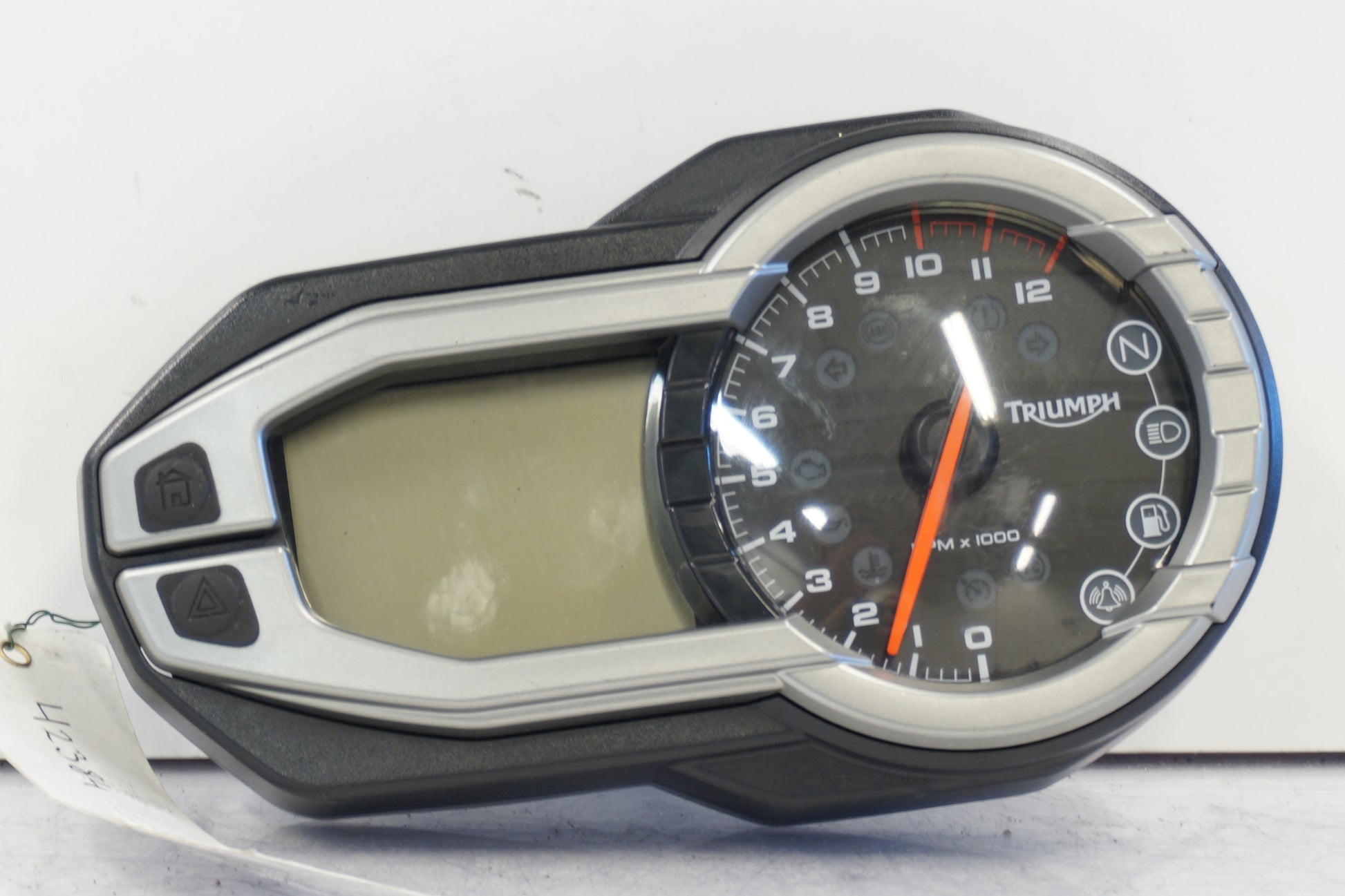 Framsidan på Instrumentpanel från en Triumph Tiger -2012 motorcykel.