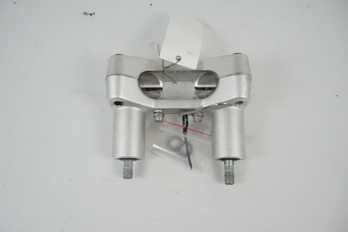 Handlebar mount