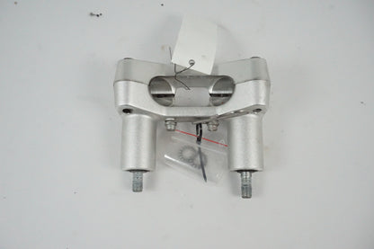 Handlebar mount