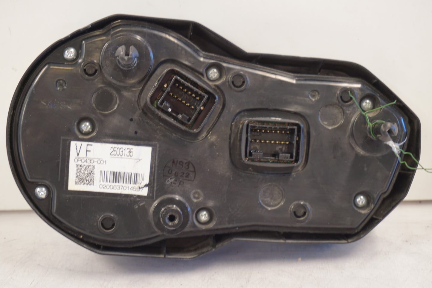 Snett nerifrån på Instrumentpanel från en Triumph Tiger -2012 motorcykel.