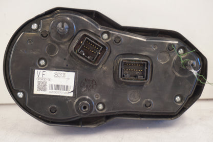 Snett nerifrån på Instrumentpanel från en Triumph Tiger -2012 motorcykel.