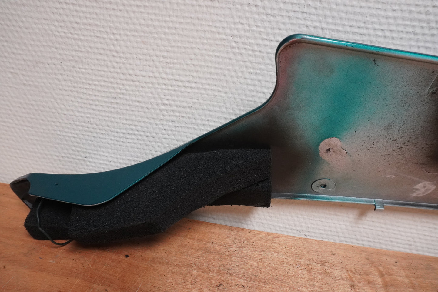 Snett uppifrån på Sidkåpa från en Yamaha YZF R6 -2007 motorcykel.