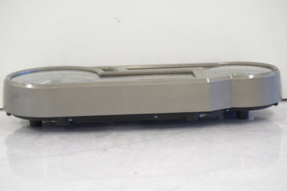 Baksidan på Instrumentpanel från en BMW K 1600 -2018 motorcykel.