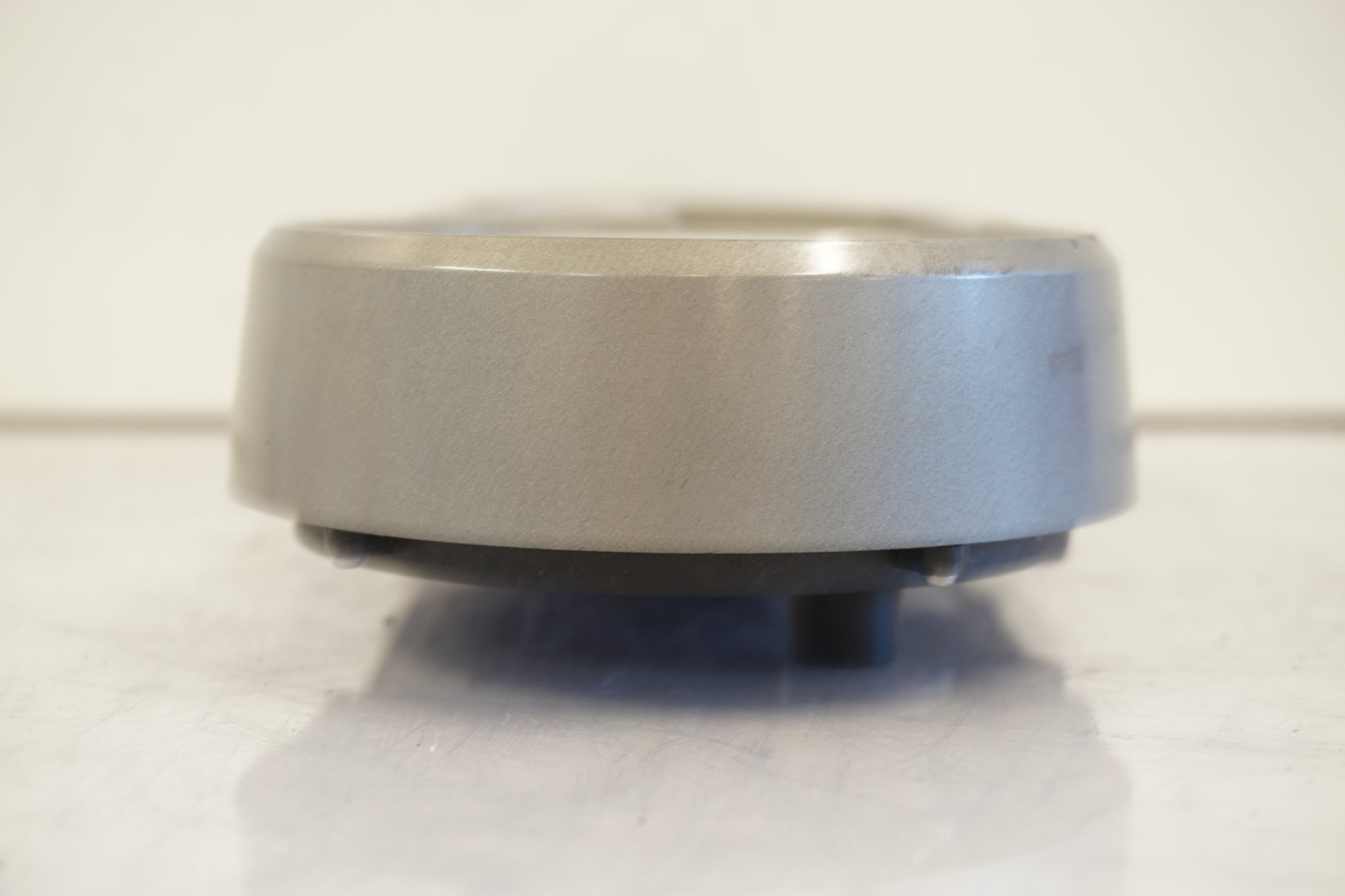 Snett uppifrån på Instrumentpanel från en BMW K 1600 -2018 motorcykel.