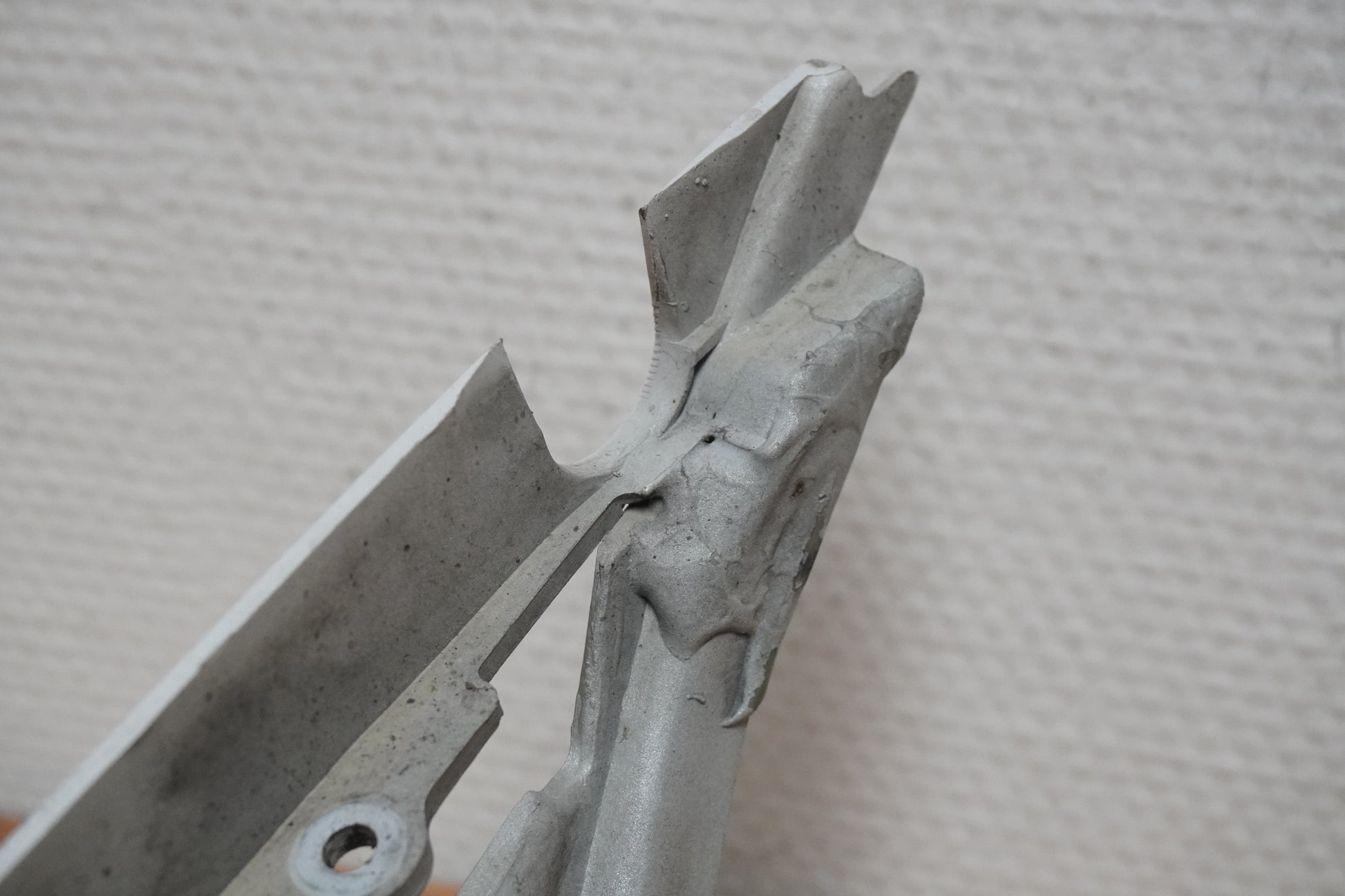 Snett uppifrån på Bakvinge från en Yamaha FJ 1200 -1989 motorcykel.