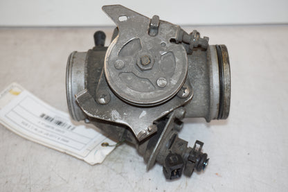 Snett uppifrån på Spjällhus från en BMW R 1100 RT -1997 motorcykel.