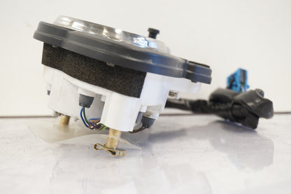 Snett uppifrån på Instrumentpanel från en BMW R 1100 S -2003 motorcykel.