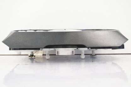 Baksidan på Instrumentpanel från en Triumph Sprint ST -2007 motorcykel.