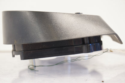 Snett uppifrån på Instrumentpanel från en Triumph Sprint ST -2007 motorcykel.