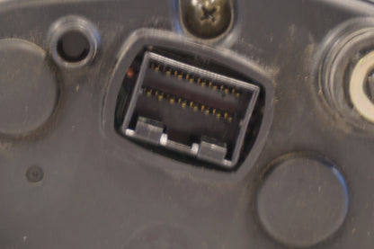 Extrabild1 på Instrumentpanel från en Triumph Daytona 600 -2003 motorcykel.