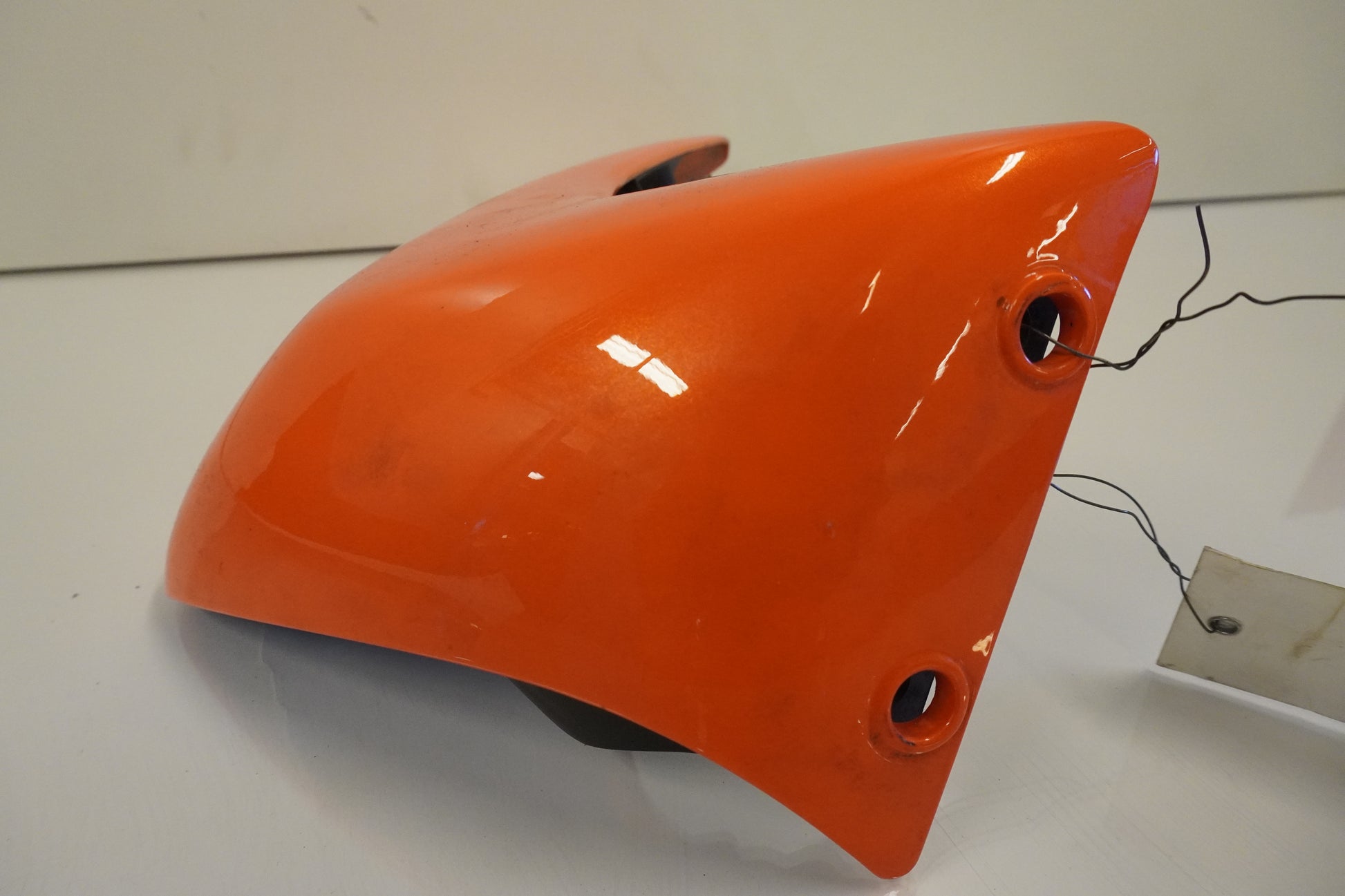 Höger sida på Vattenkyldekor från en Kawasaki Z 750 -2008 motorcykel.