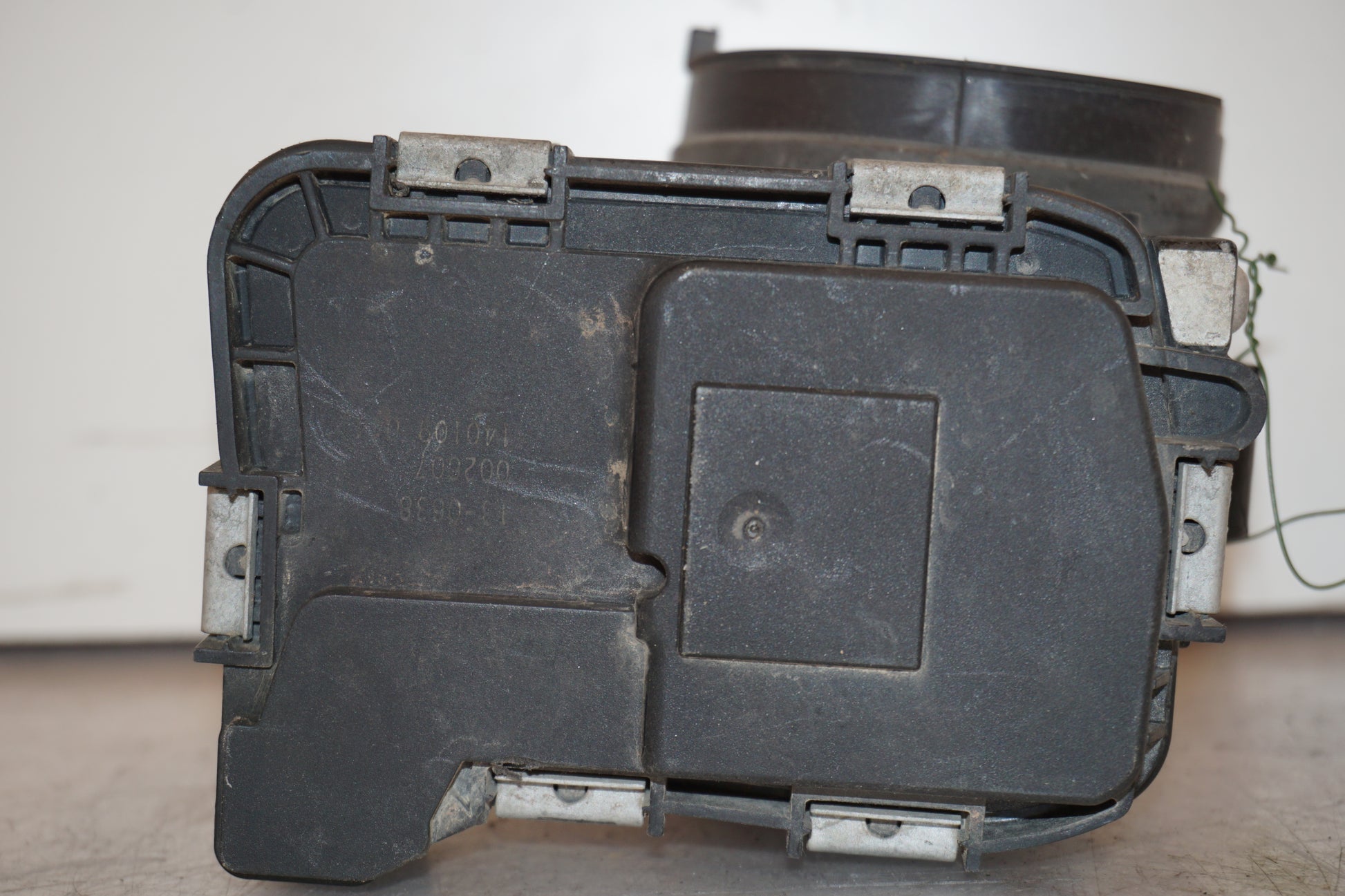 Snett uppifrån på Spjällhus från en BMW R 1200 GSA -2014 motorcykel.