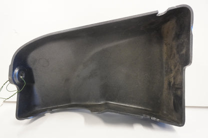 Snett uppifrån på Luftfilterkåpa från en Kawasaki ZRX 1100 -1997 motorcykel.