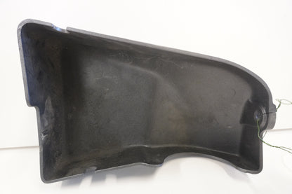 Snett uppifrån på Luftfilterkåpa från en Kawasaki ZRX 1100 -1997 motorcykel.