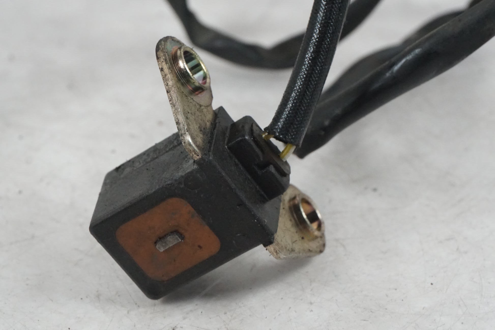 Höger sida på Tändpickup från en Honda XL 600 V -1997 motorcykel.