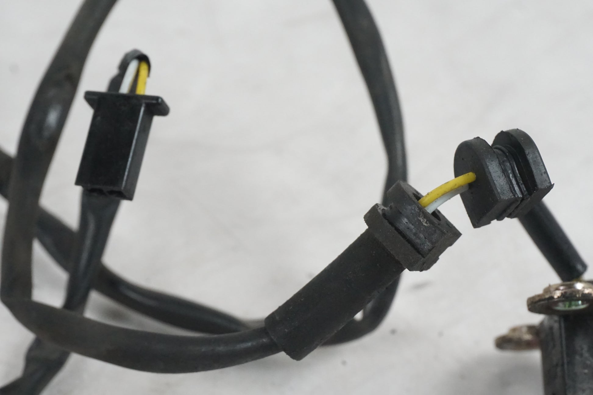 Vänster sida på Tändpickup från en Honda XL 600 V -1997 motorcykel.