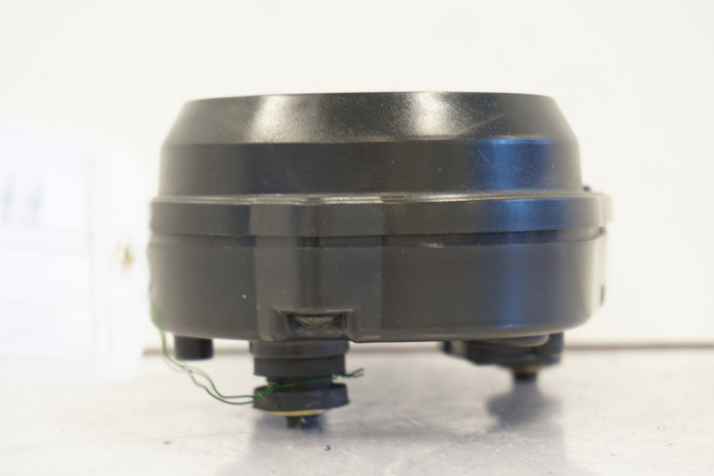 Höger sida på Instrumentpanel från en Triumph Daytona 650 -2005 motorcykel.