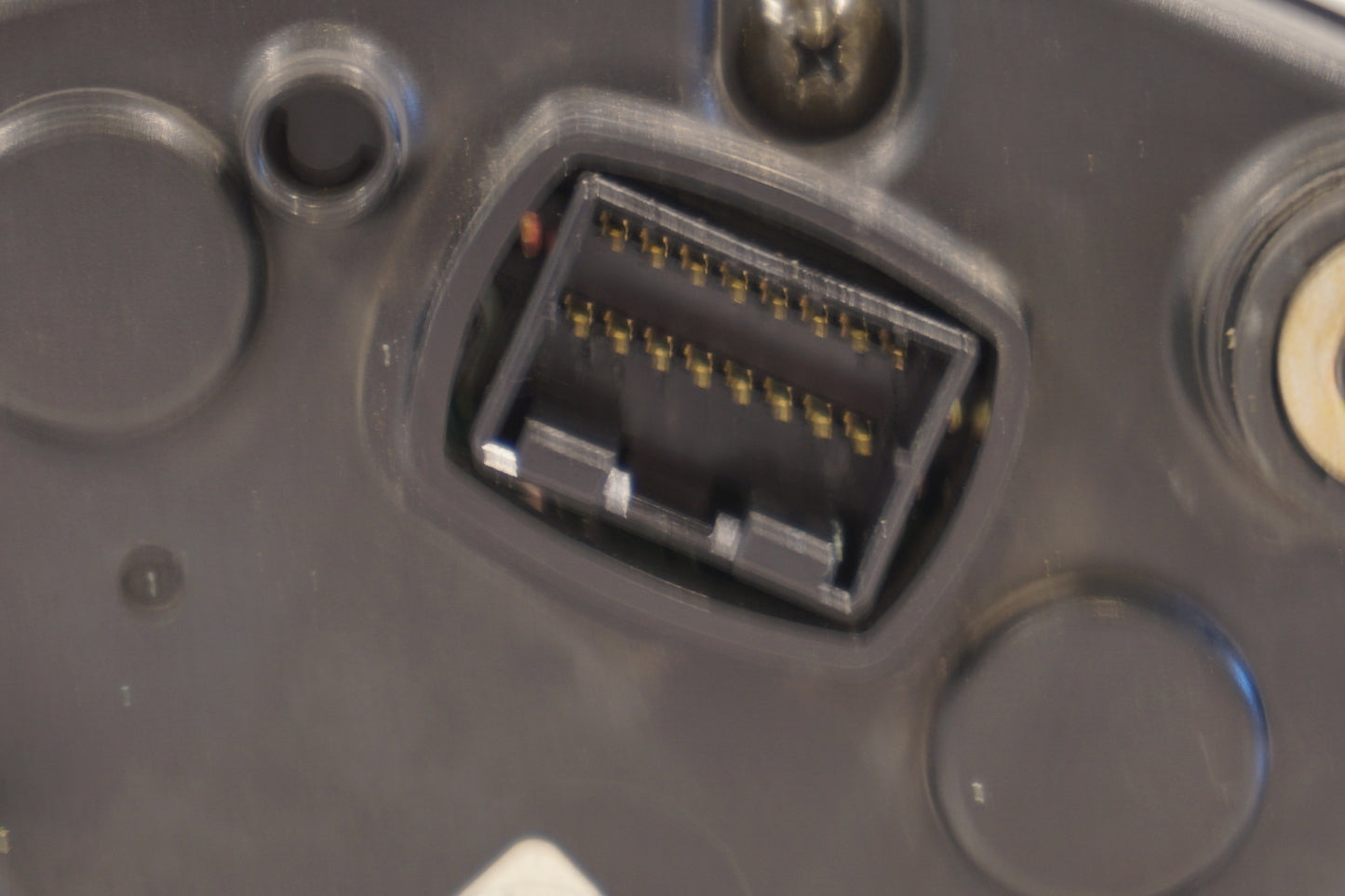 Extrabild1 på Instrumentpanel från en Triumph Daytona 650 -2005 motorcykel.