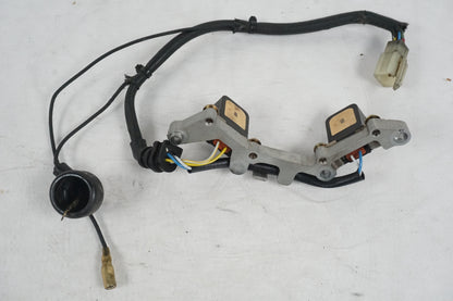 Vänster sida på Tändpickup från en Honda VFR 750 -1988 motorcykel.